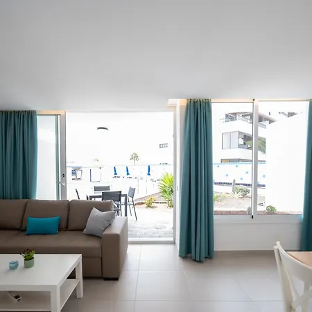 Tamaran 114, 115, 118 Playa del Inglés